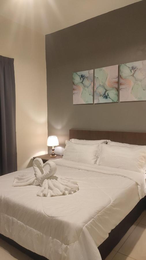 Fra Dreams @ Swiss Garden Resort Residences Kuantan Esterno foto