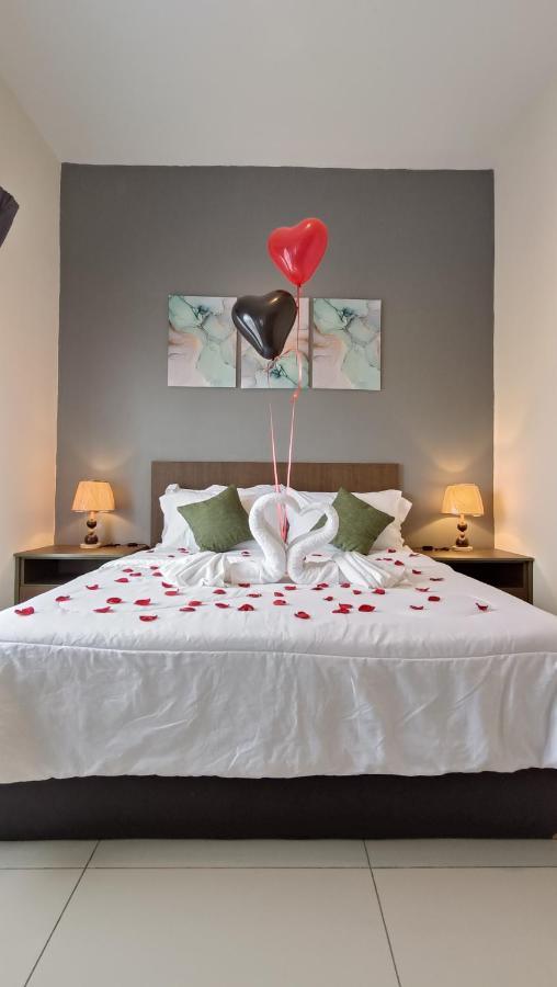 Fra Dreams @ Swiss Garden Resort Residences Kuantan Esterno foto