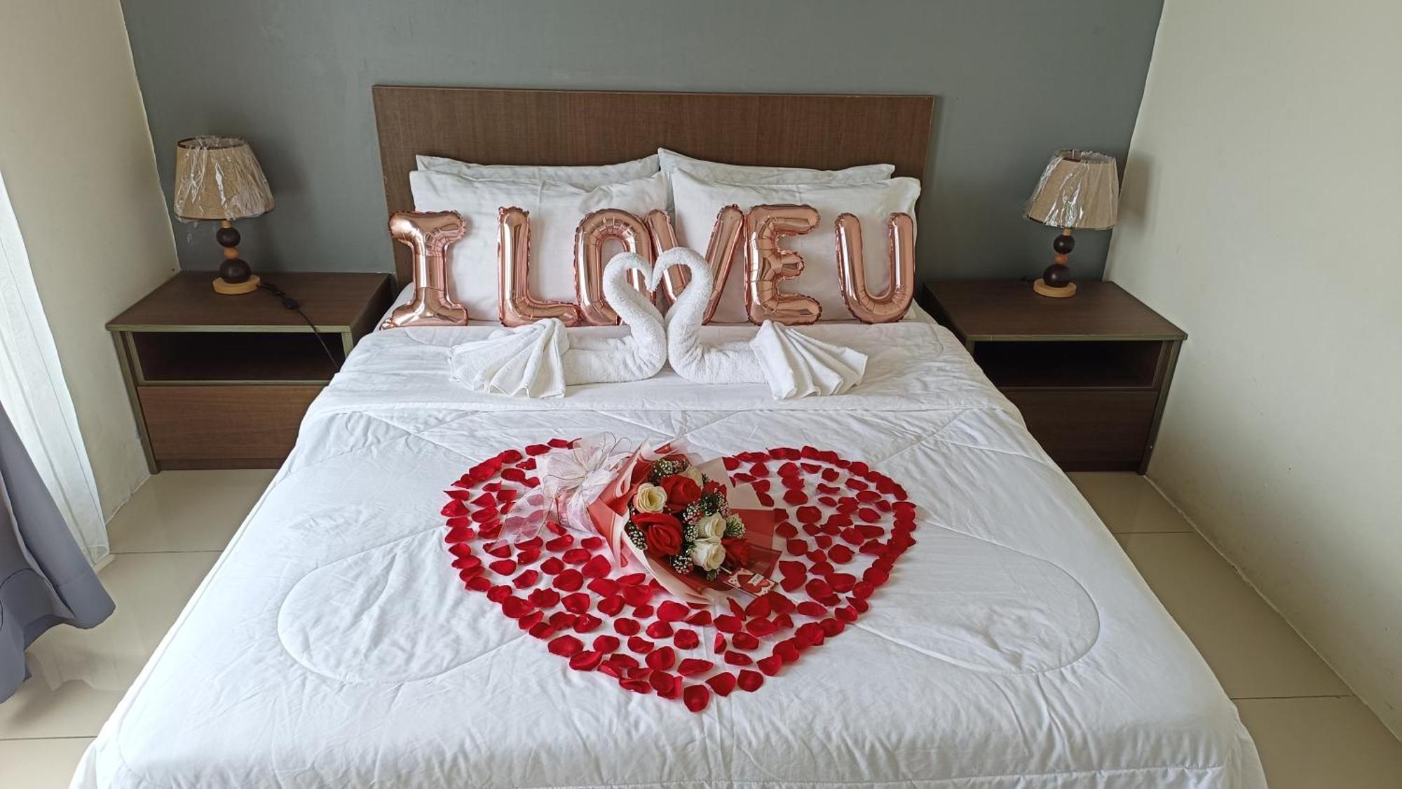 Fra Dreams @ Swiss Garden Resort Residences Kuantan Esterno foto